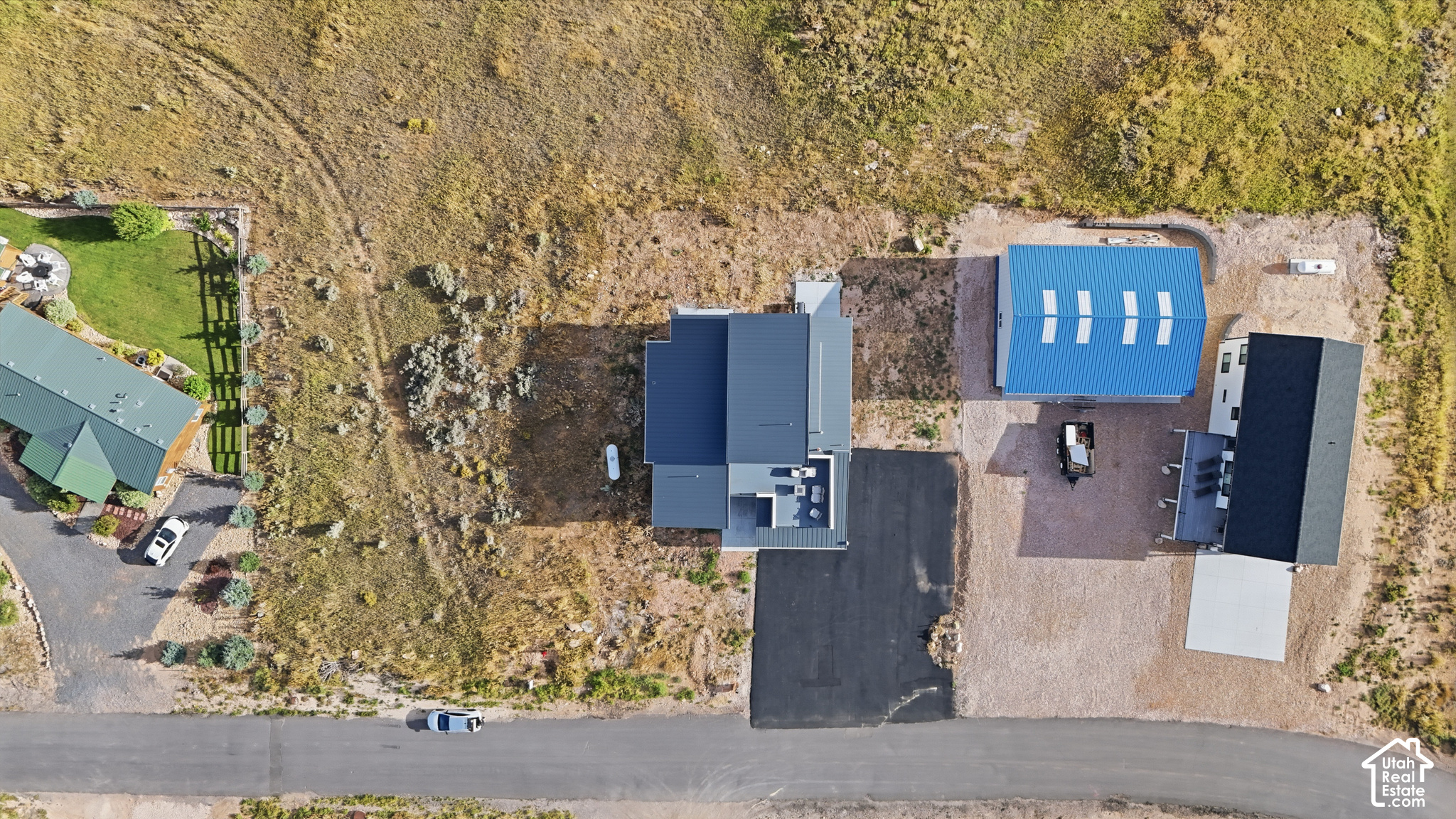 main property photo 42