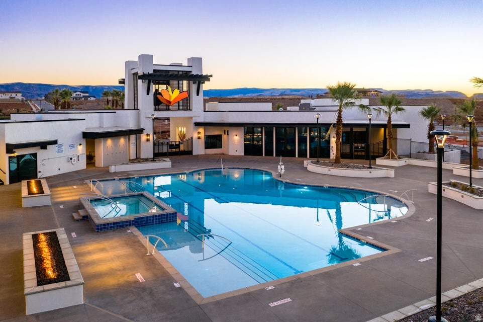 main property photo 15