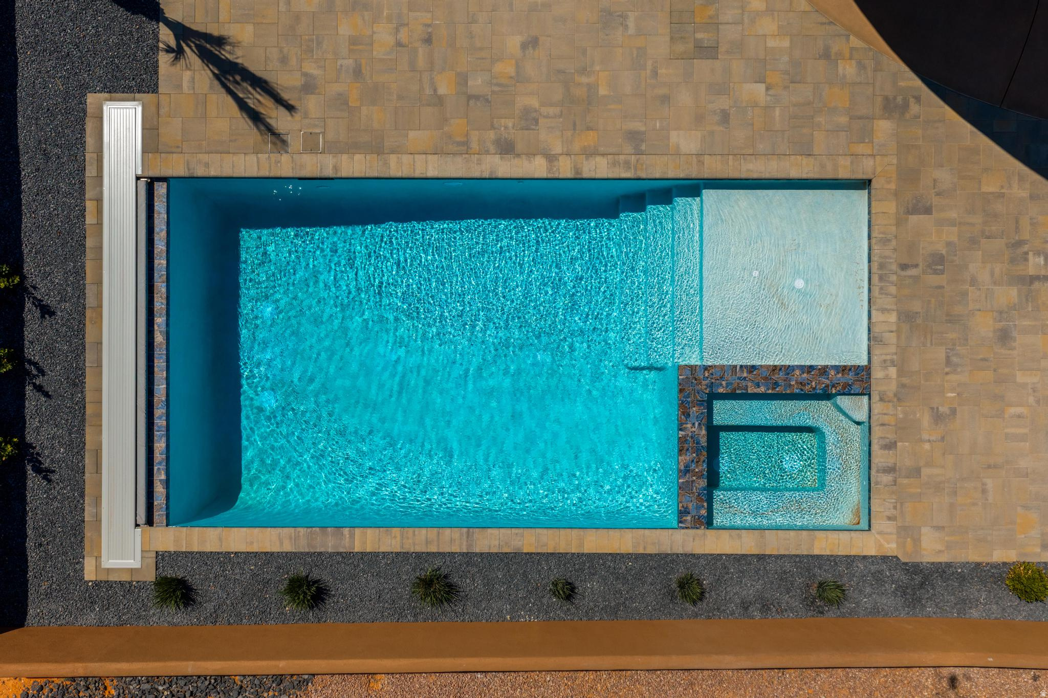 main property photo 80