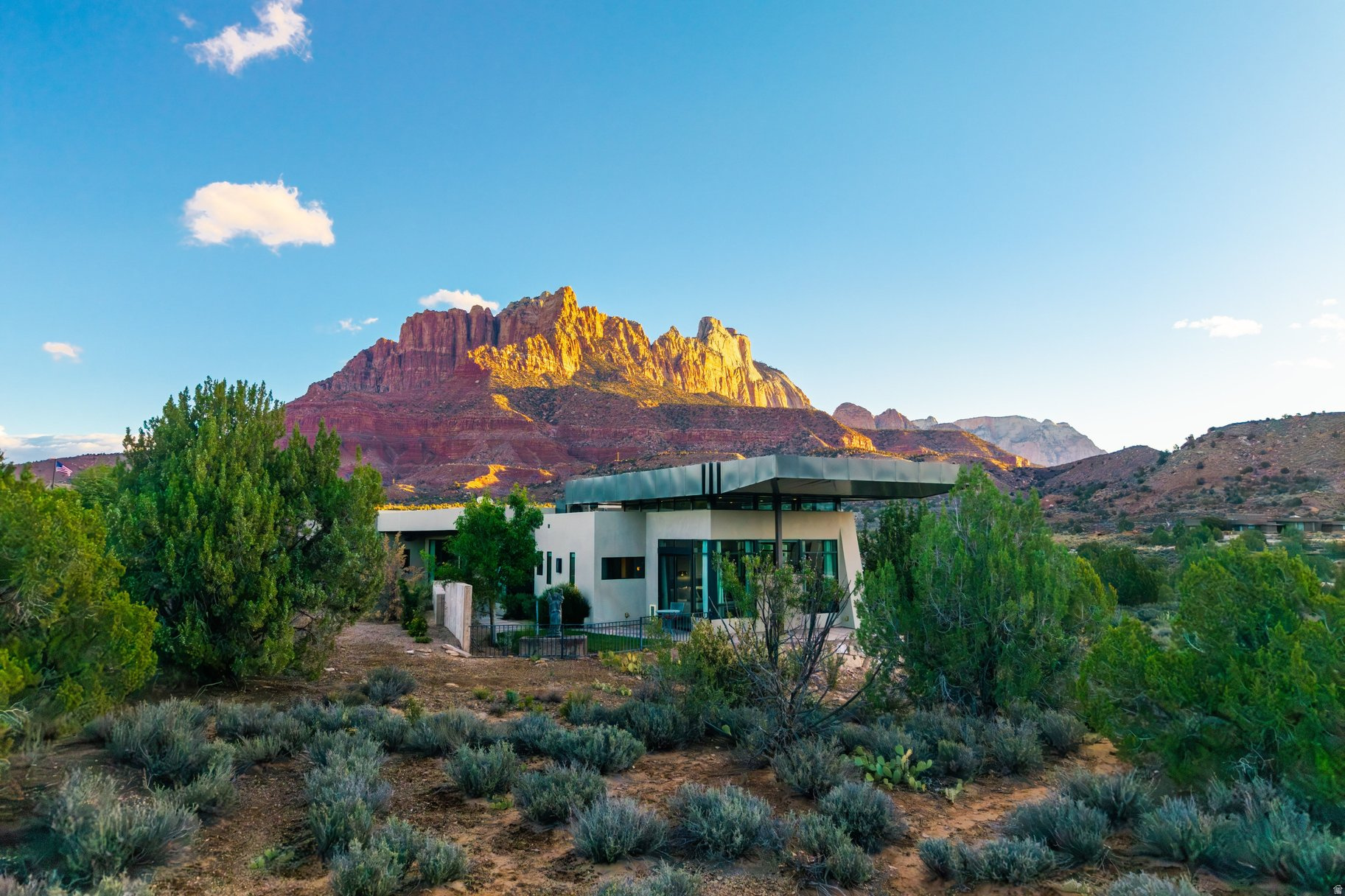 main property photo 15