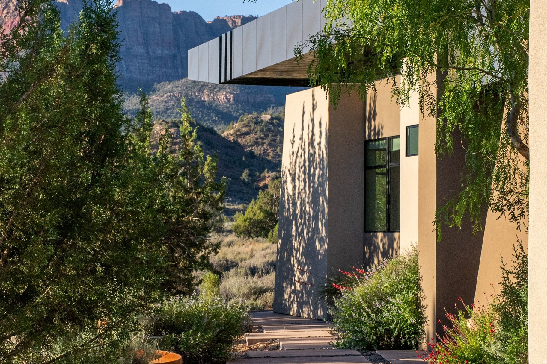 main property photo 19