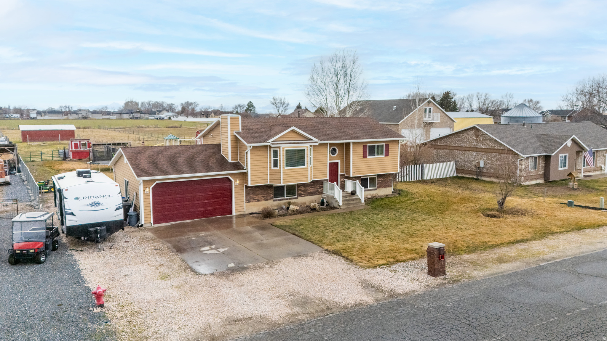 main property photo 26