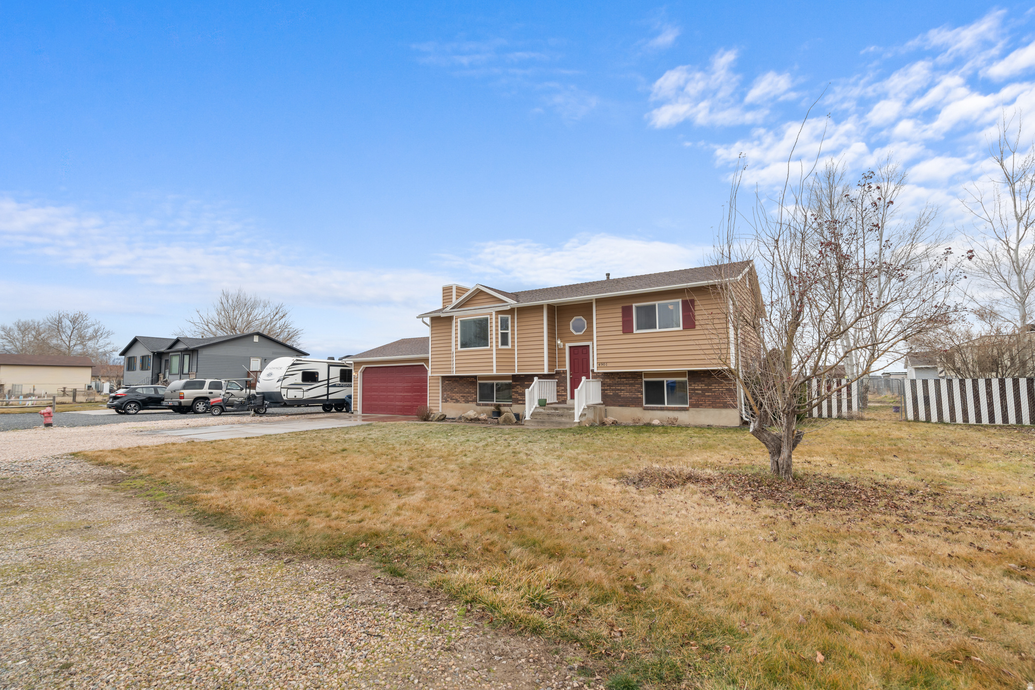 main property photo 4