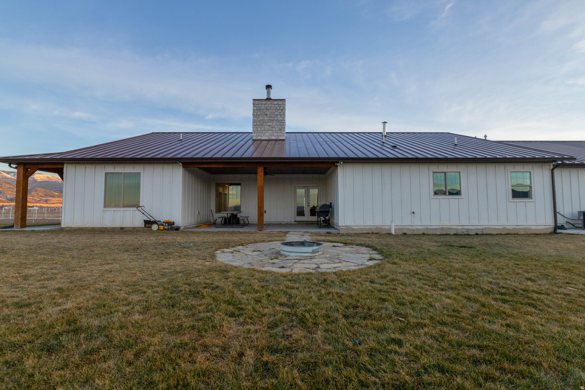 main property photo 59