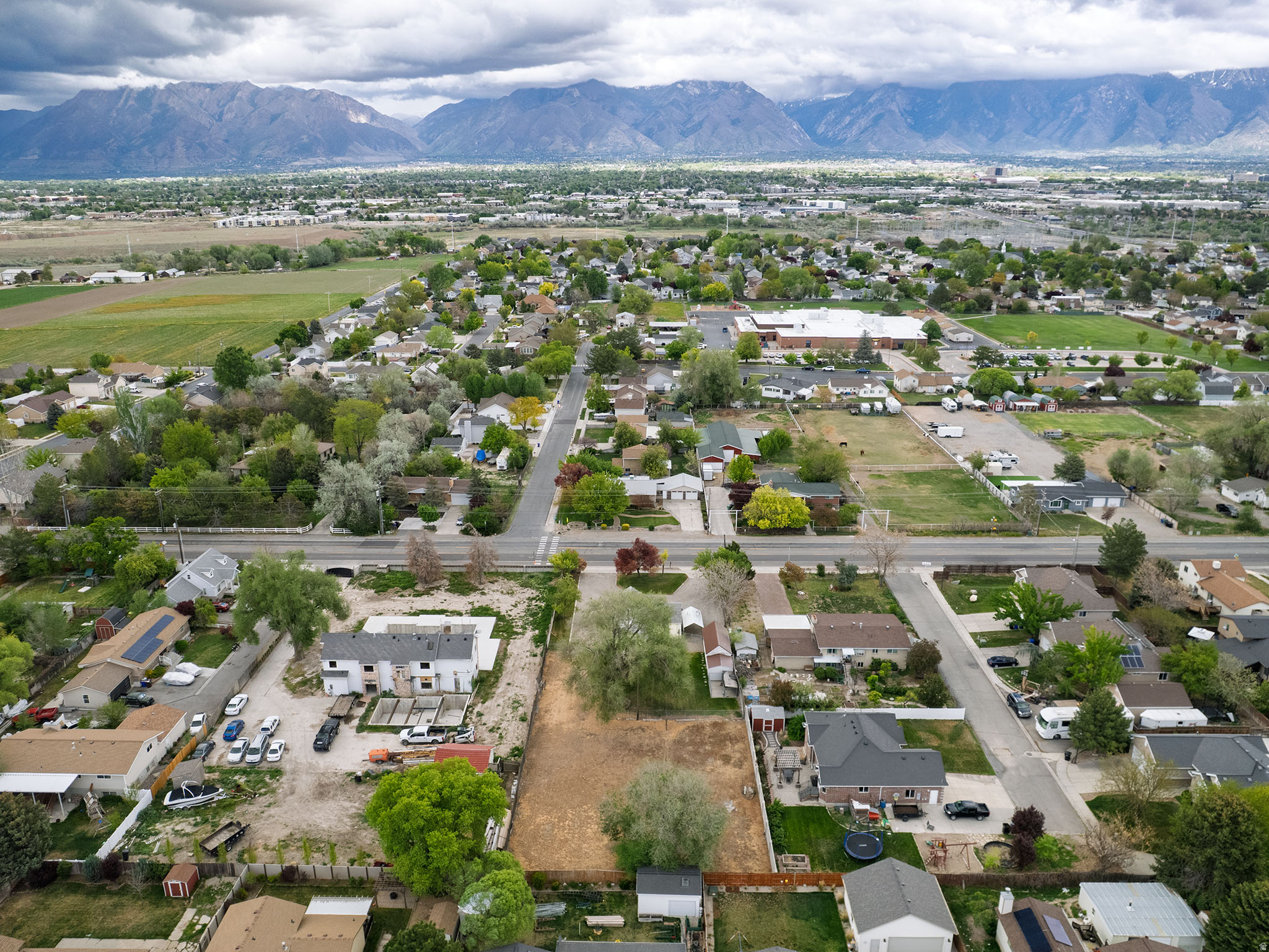 main property photo 4