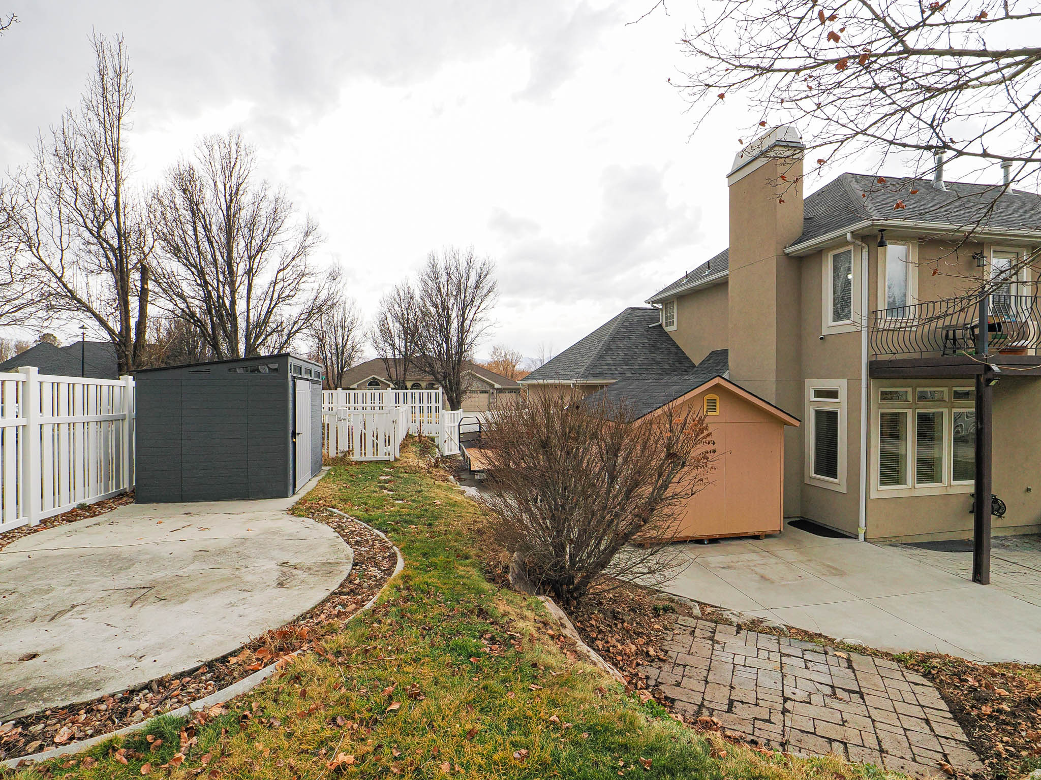 main property photo 57