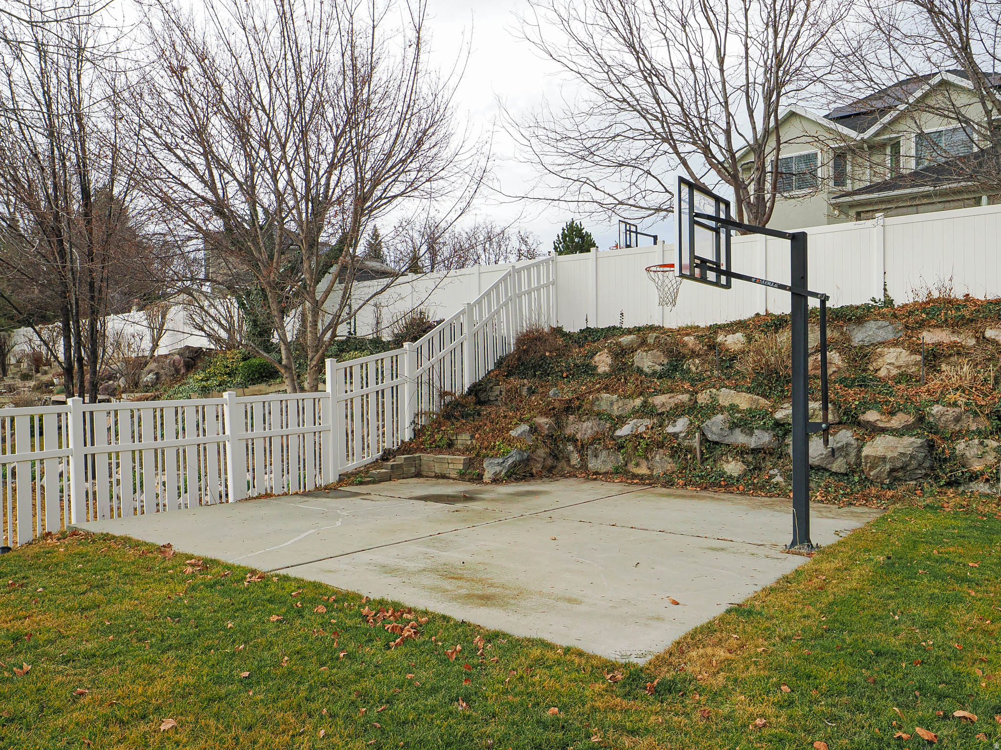 main property photo 60