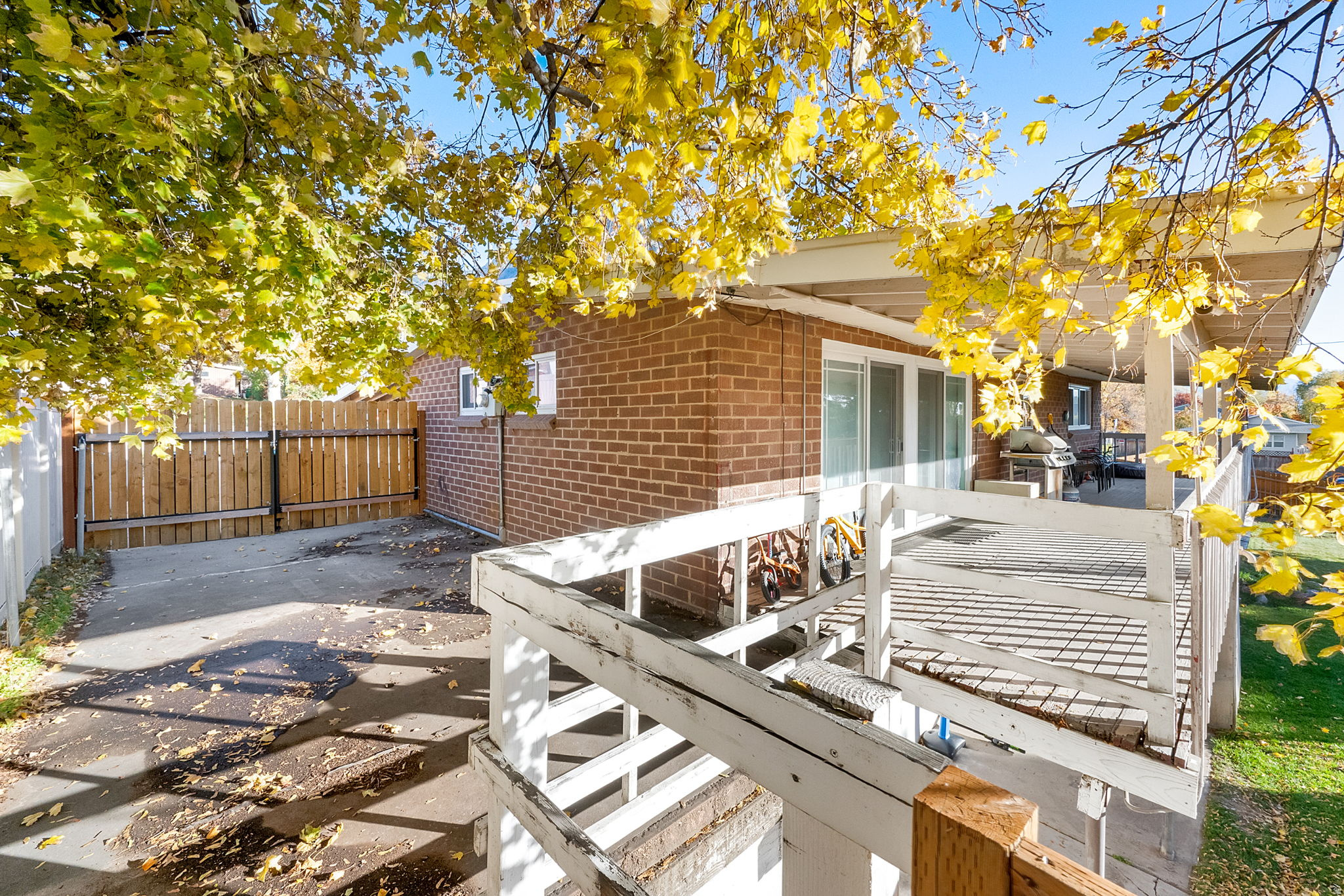 main property photo 18