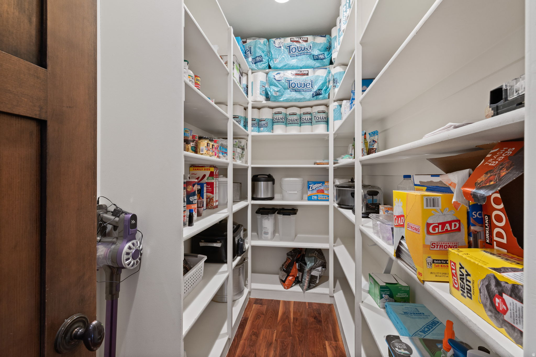 main property photo 14
