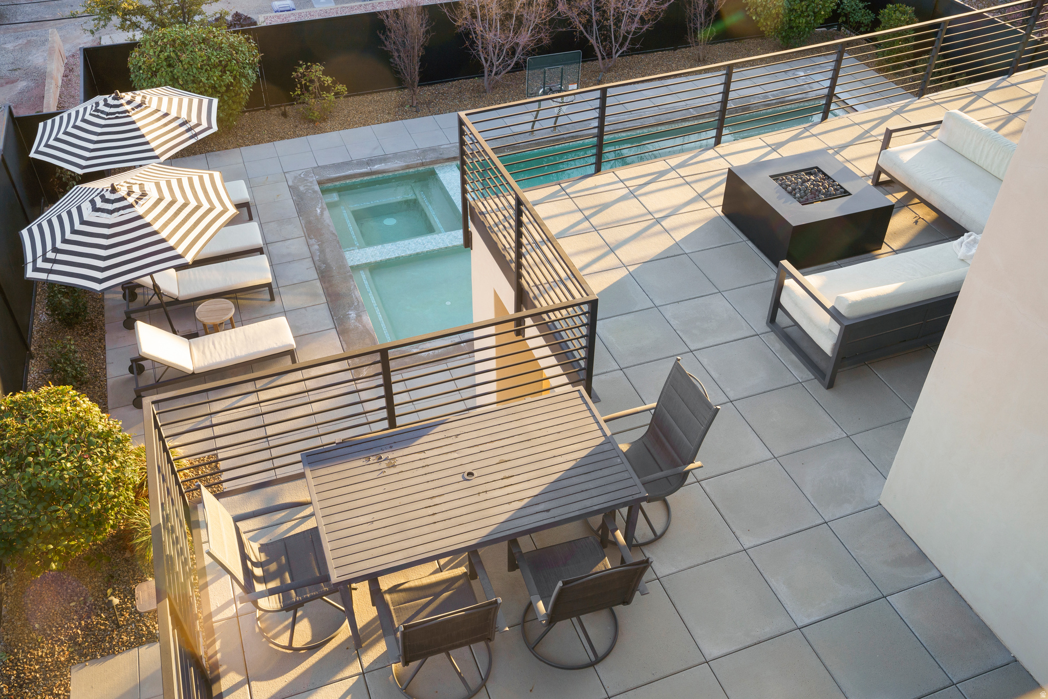 main property photo 73