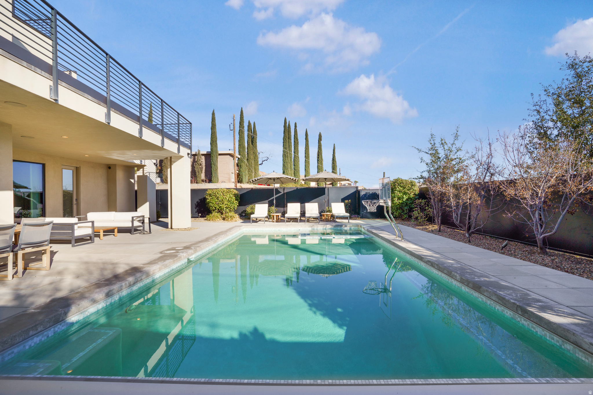 main property photo 76