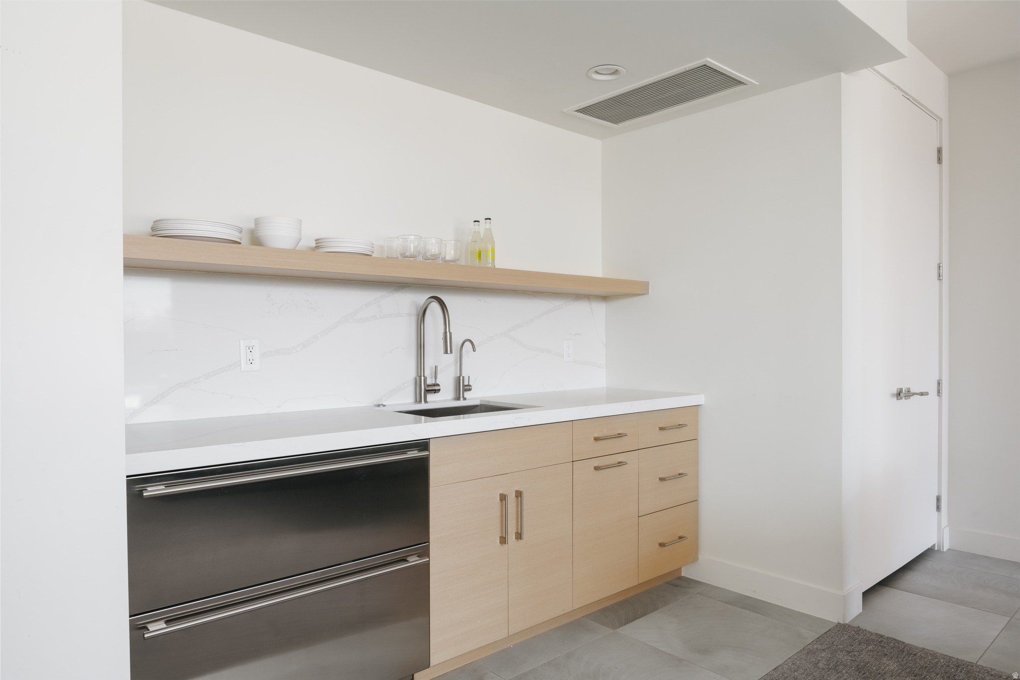 main property photo 77