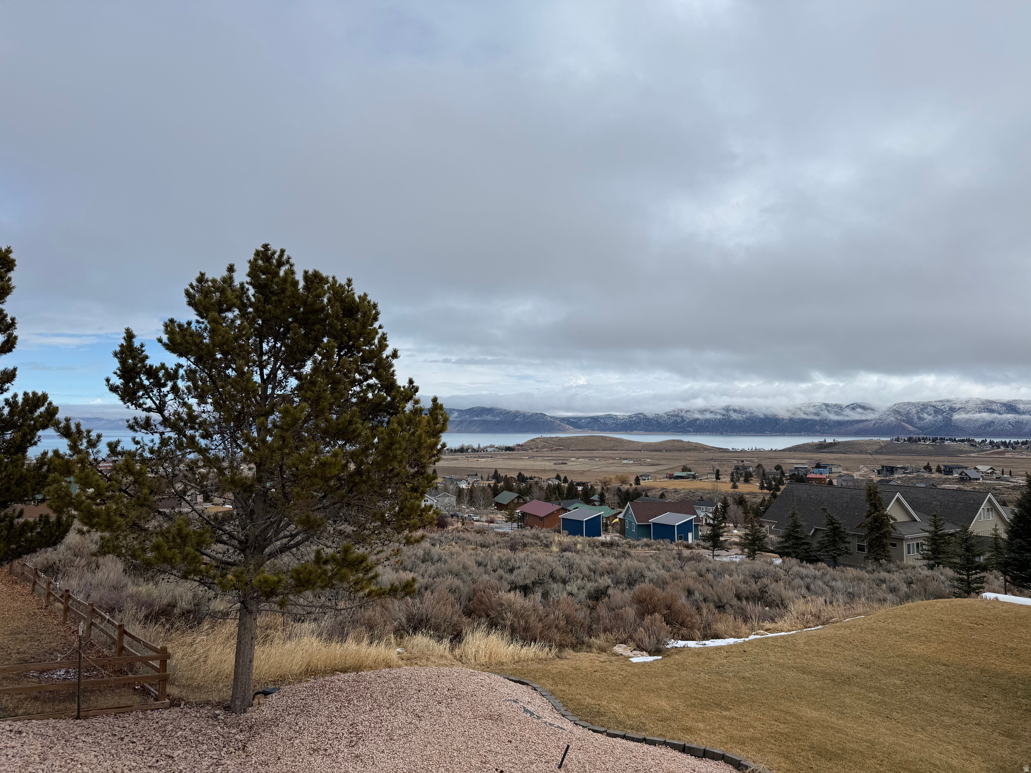 main property photo 28