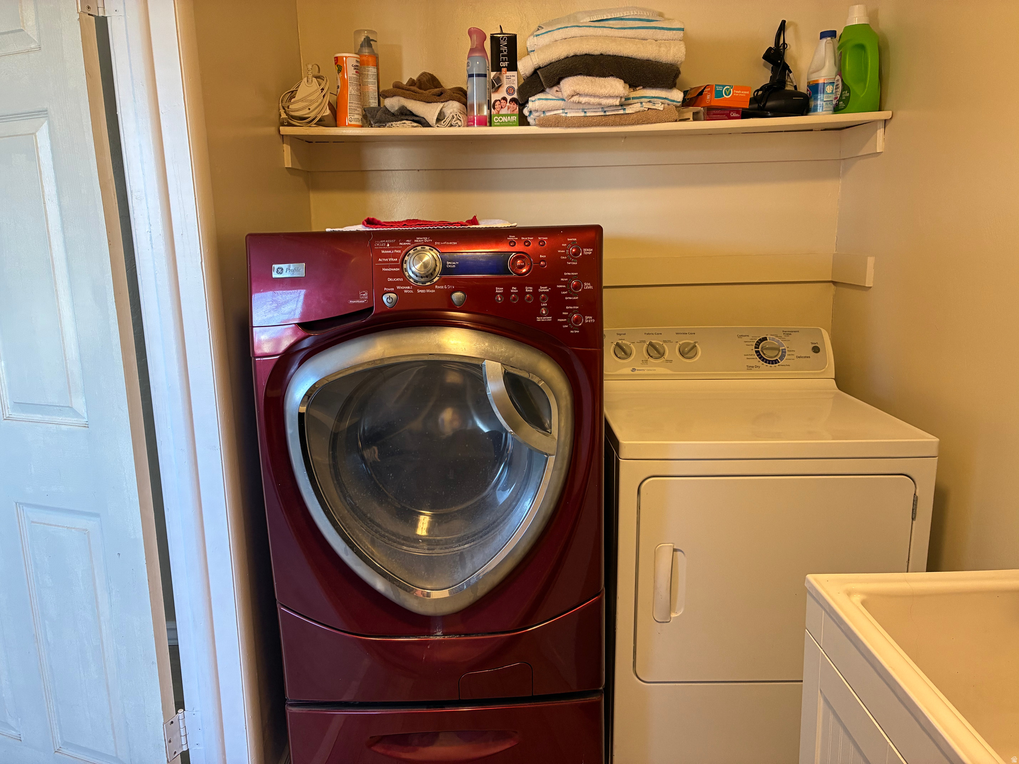 main property photo 13