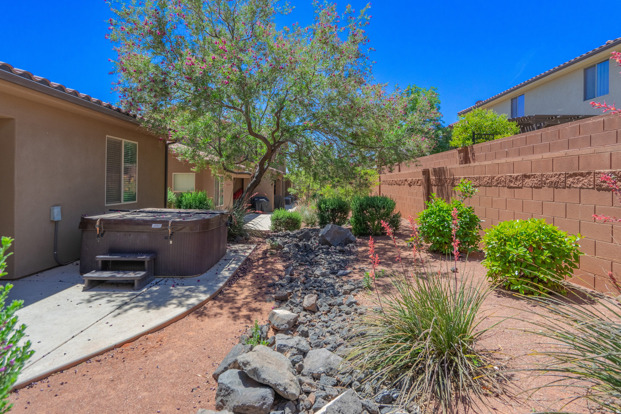 main property photo 48