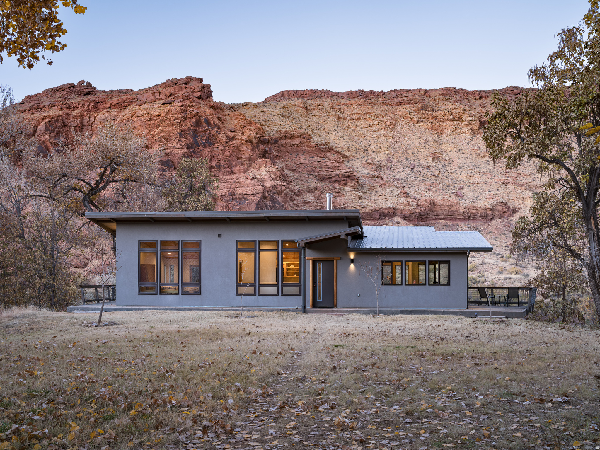 main property photo 26