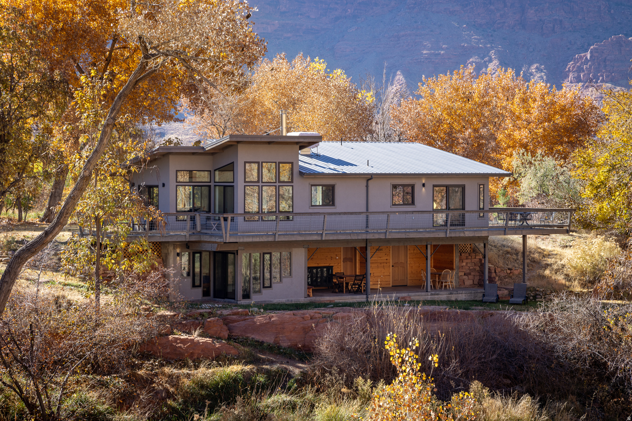 main property photo 27