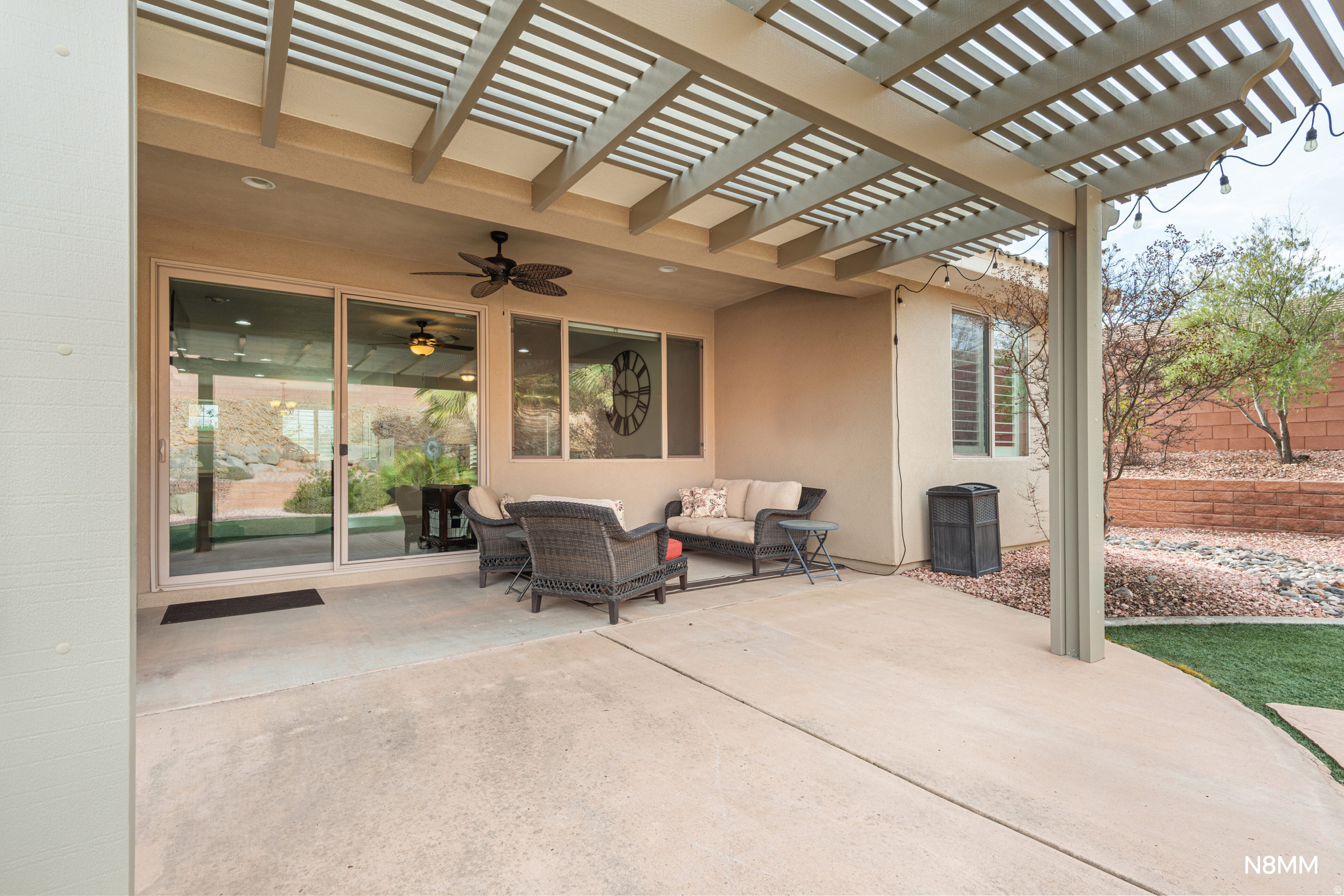 main property photo 25