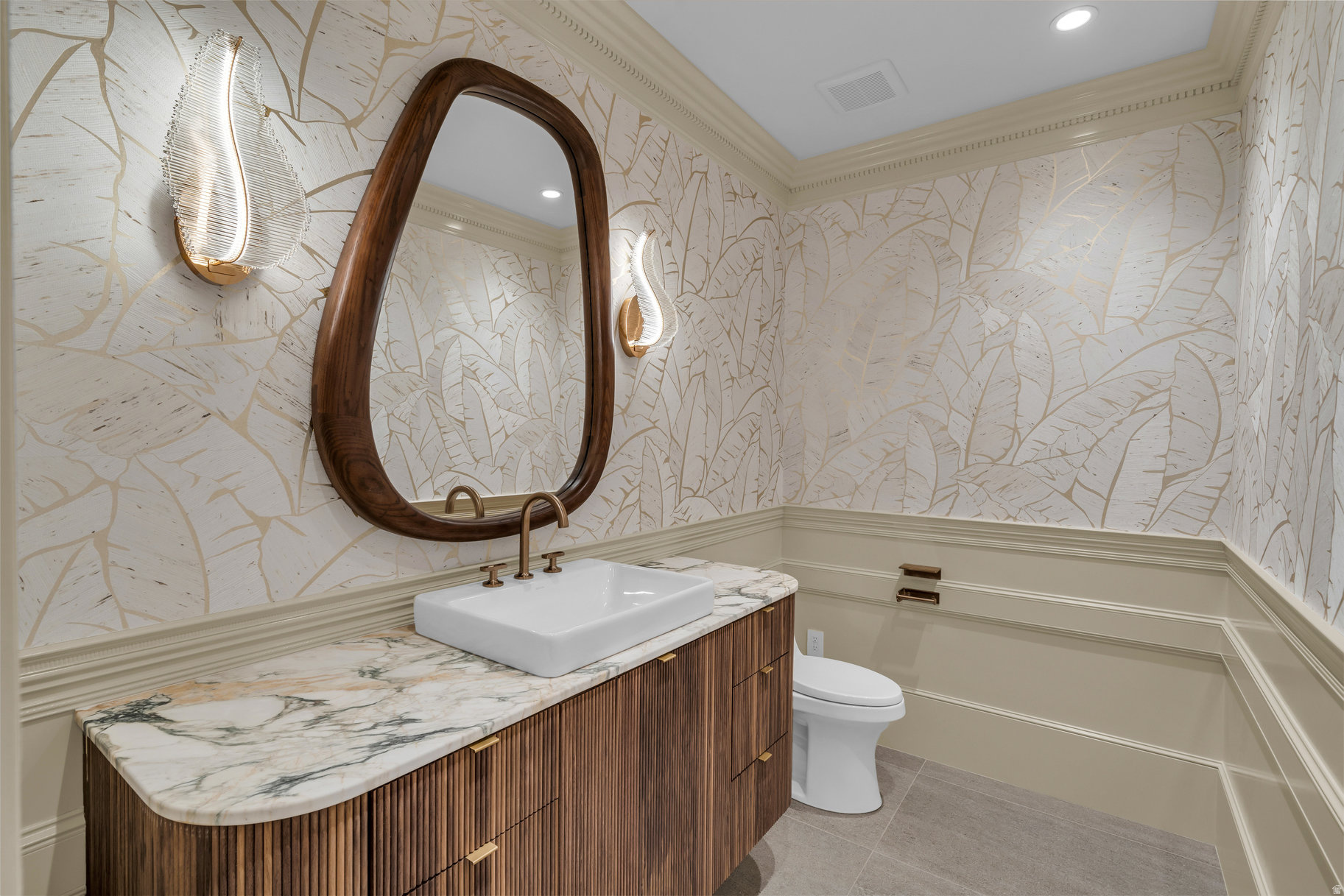 main property photo 63