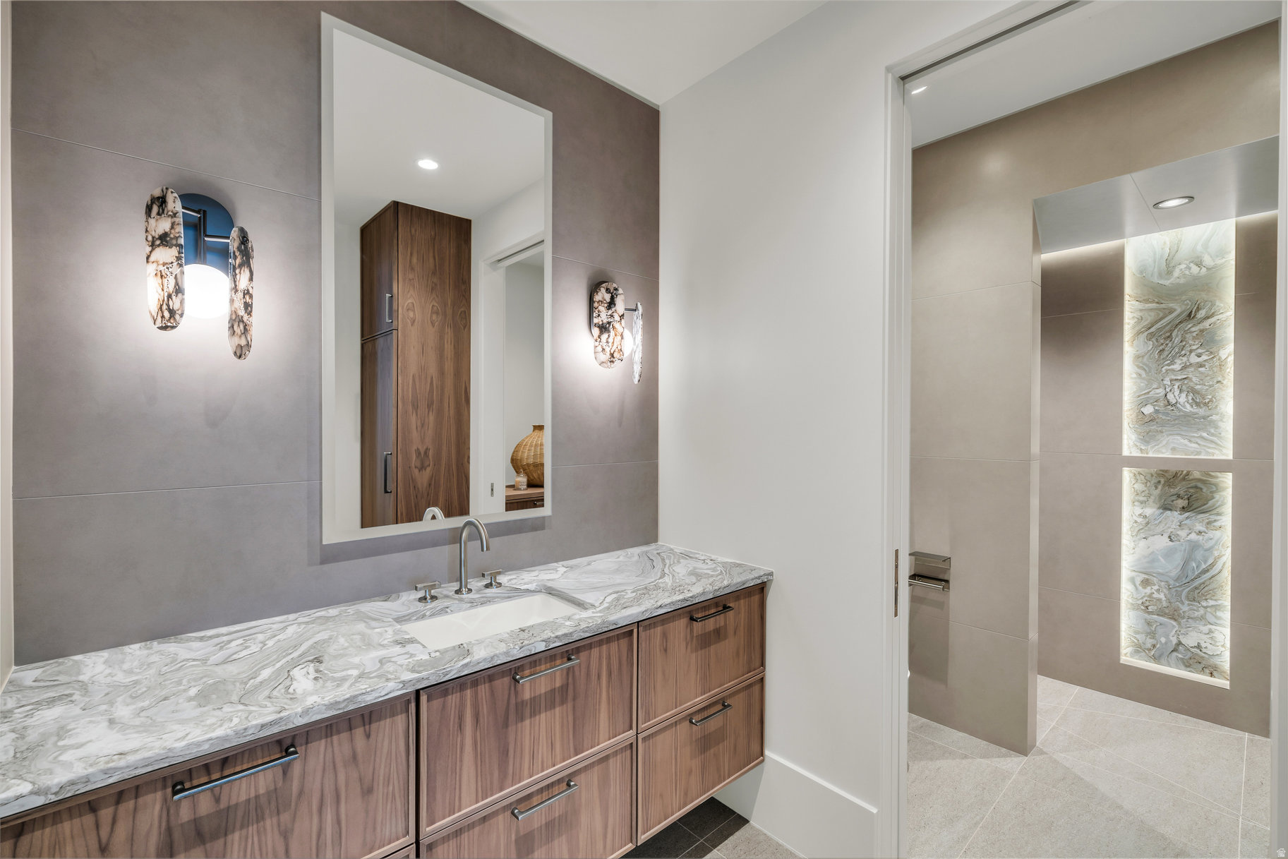 main property photo 65