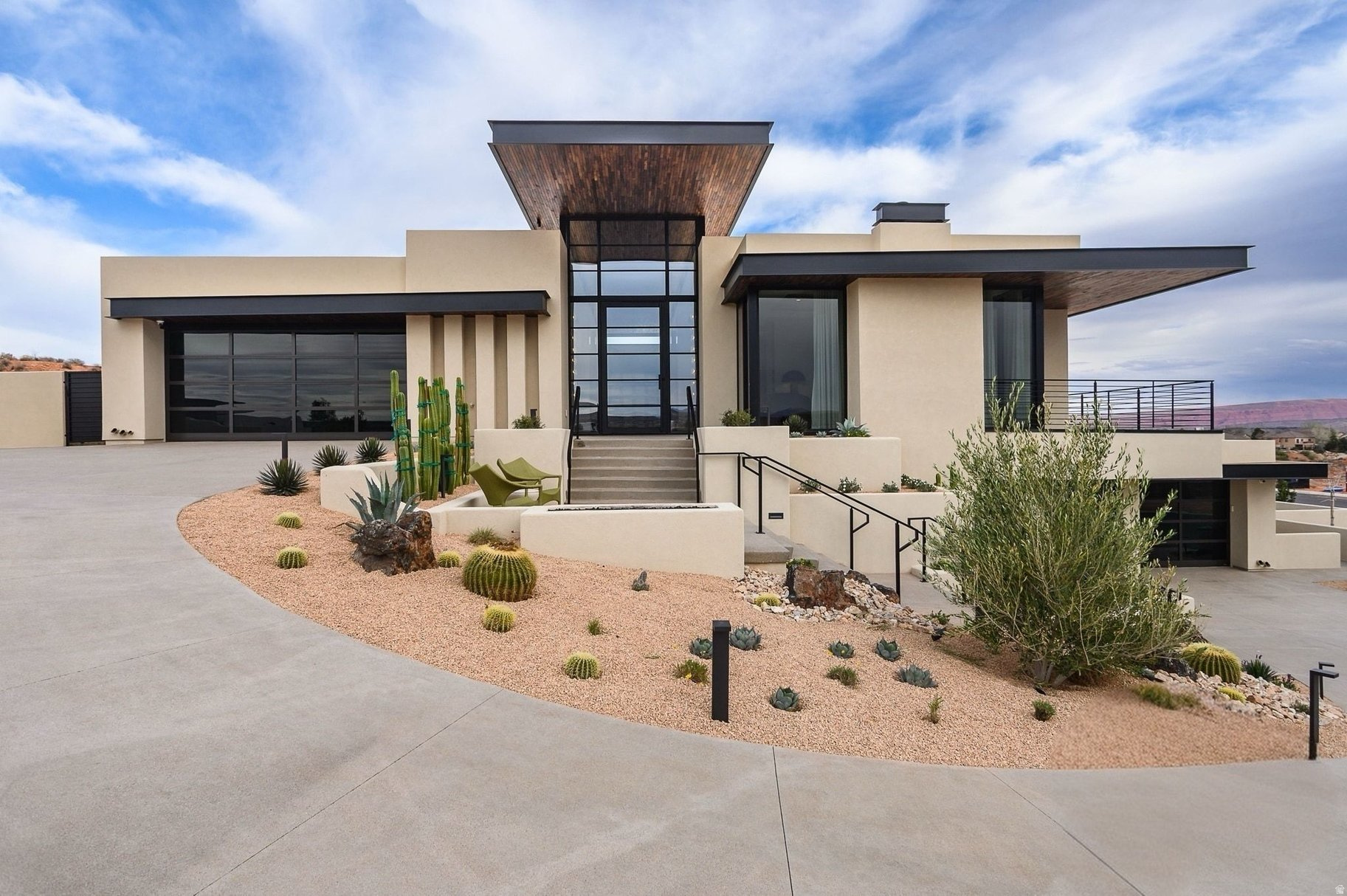 main property photo 78