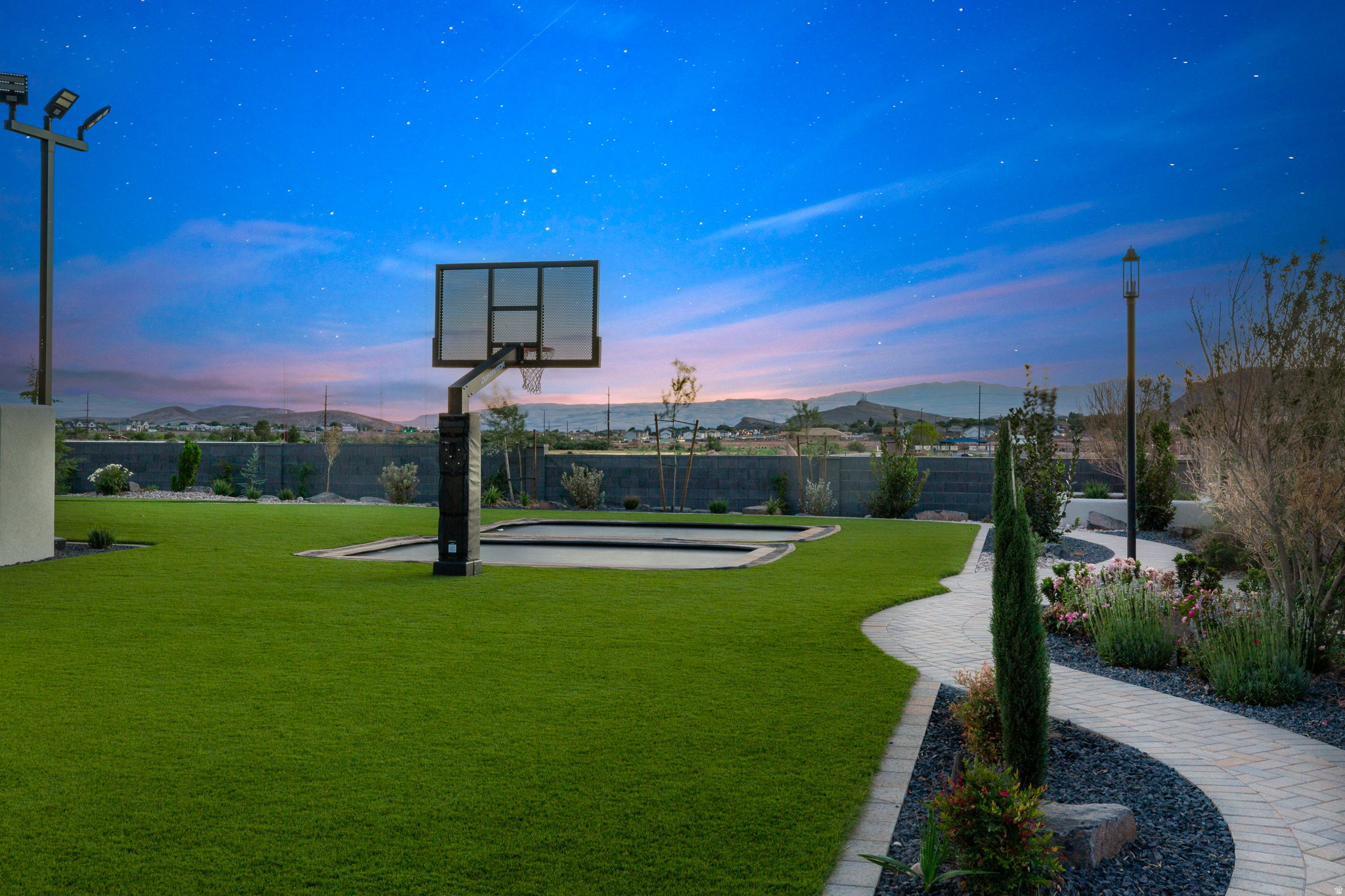 main property photo 79