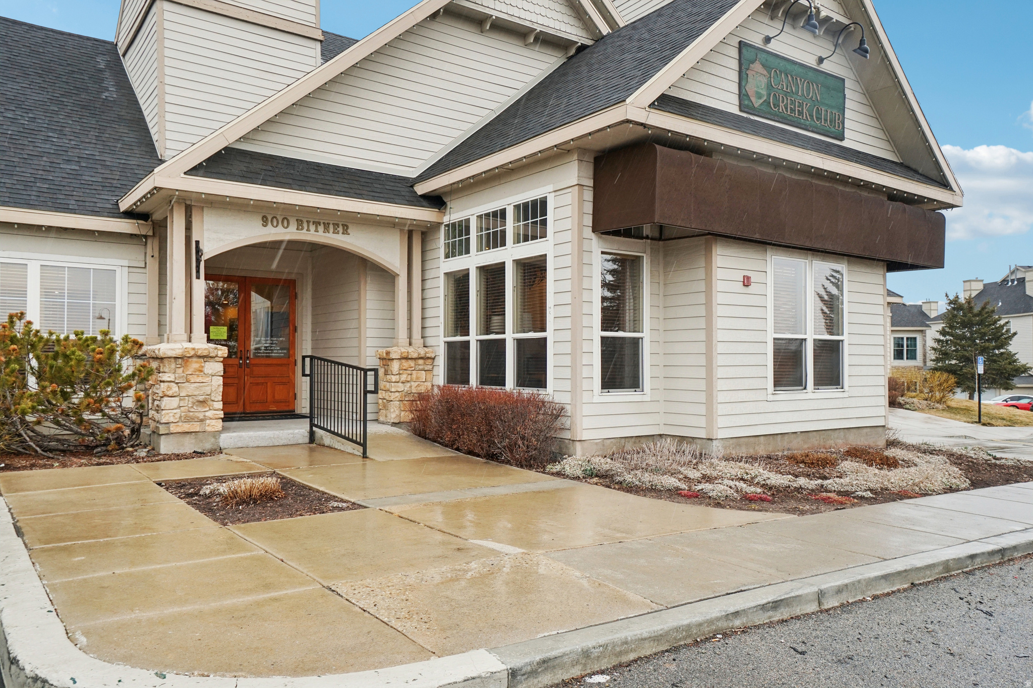 main property photo 18
