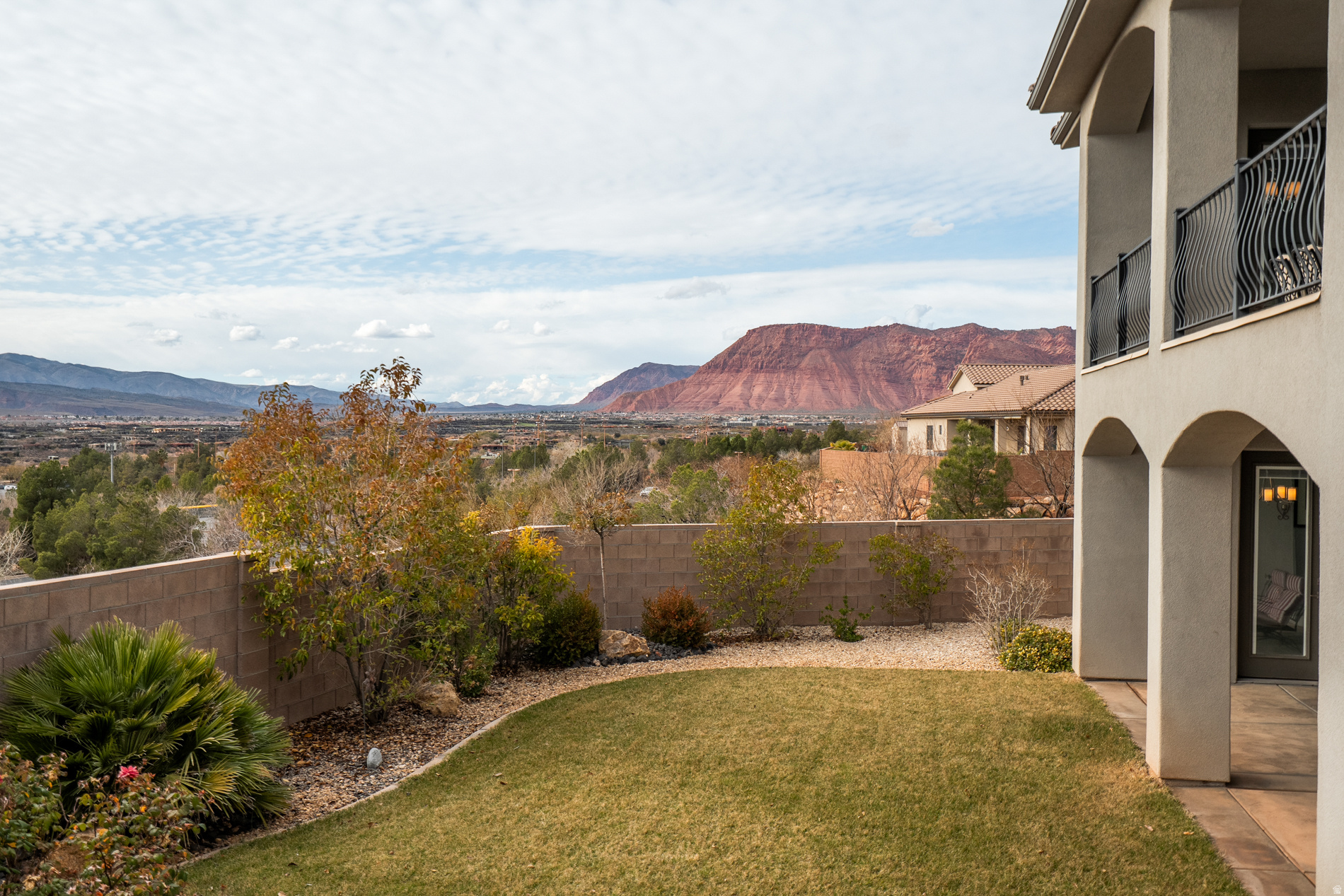 main property photo 70