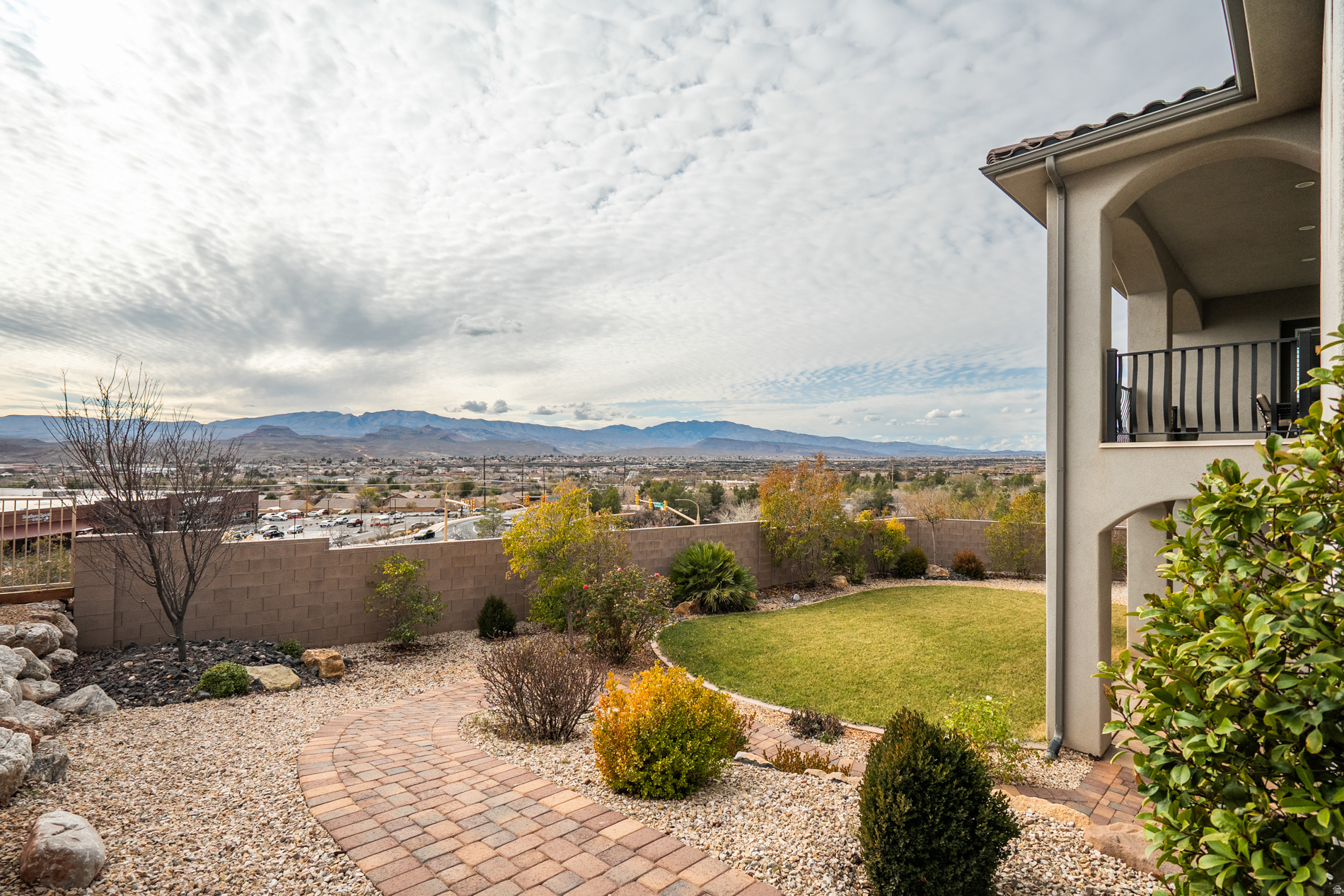main property photo 74