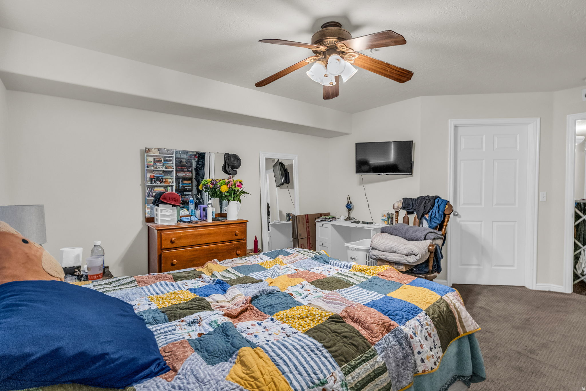main property photo 24