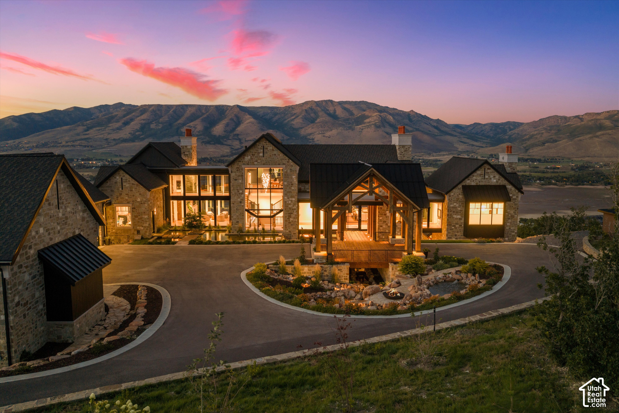 main property photo 158