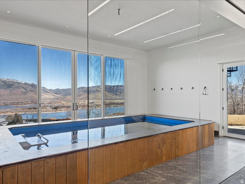 main property photo 70