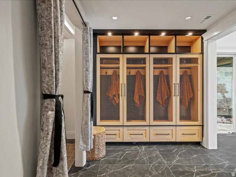 main property photo 74