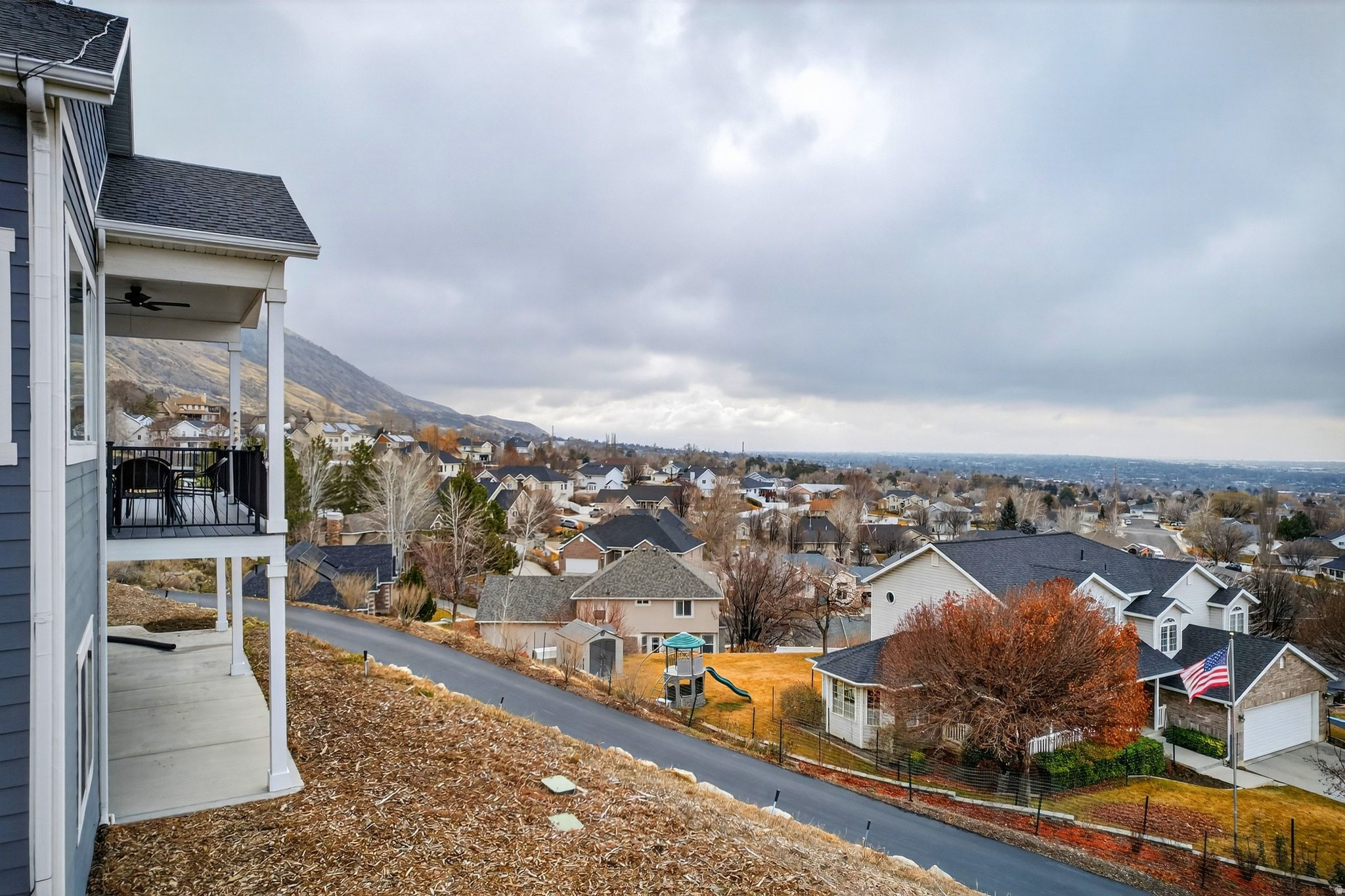main property photo 66