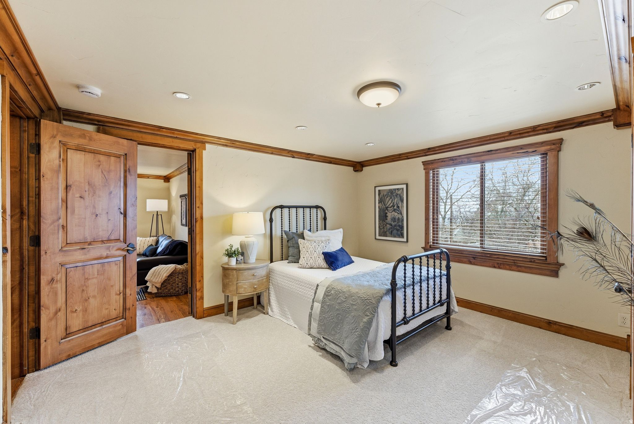 main property photo 32