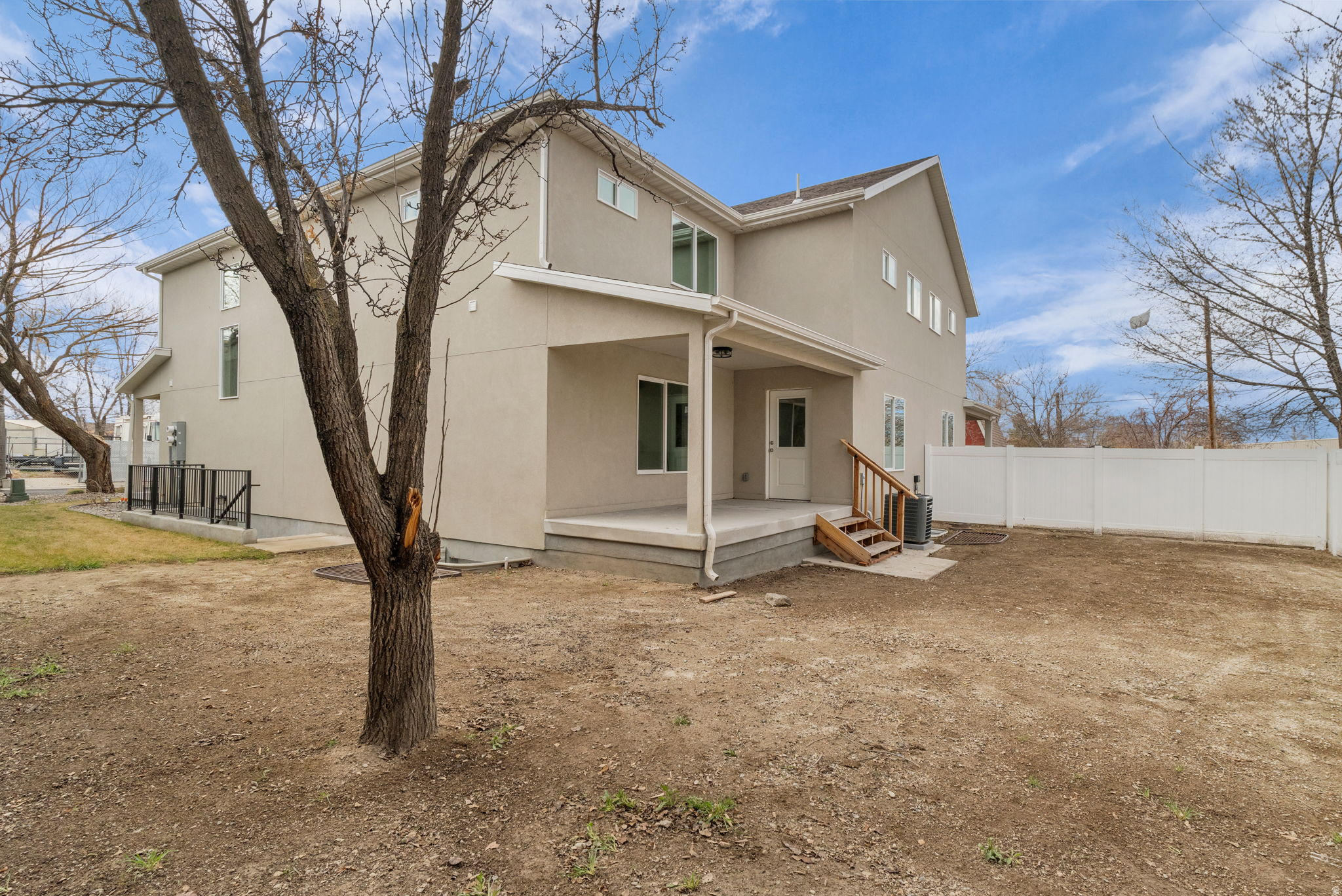 main property photo 29