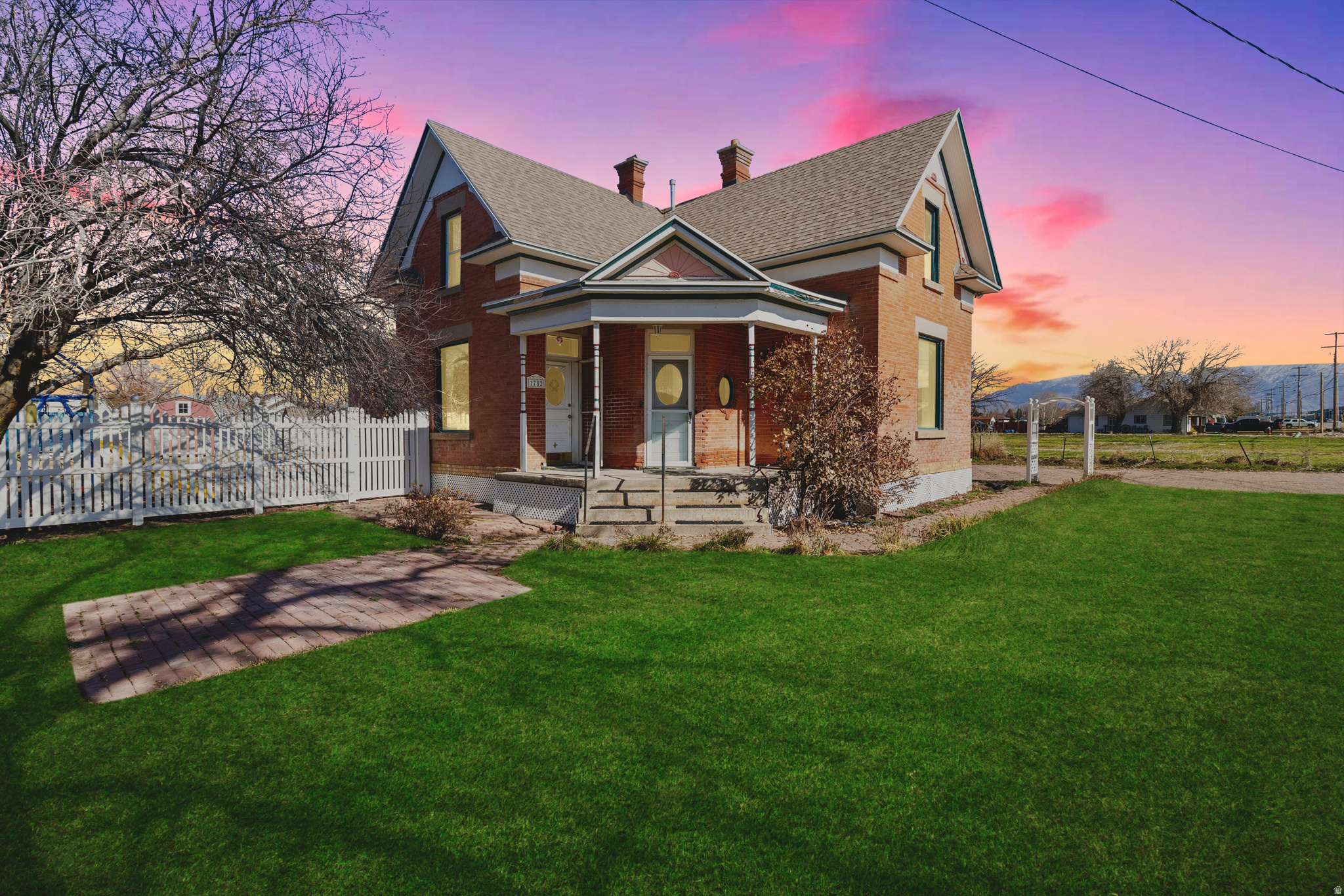 main property photo 27