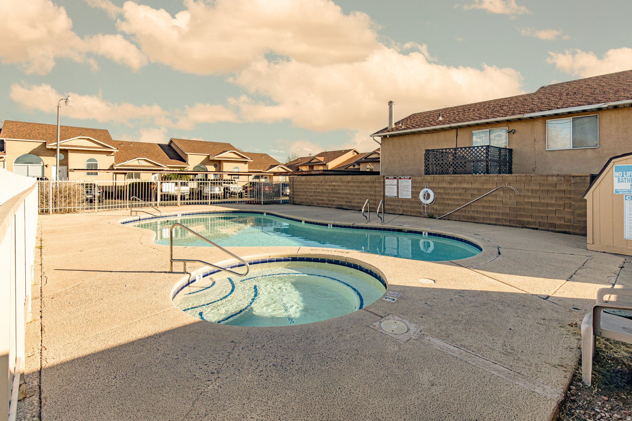 main property photo 16
