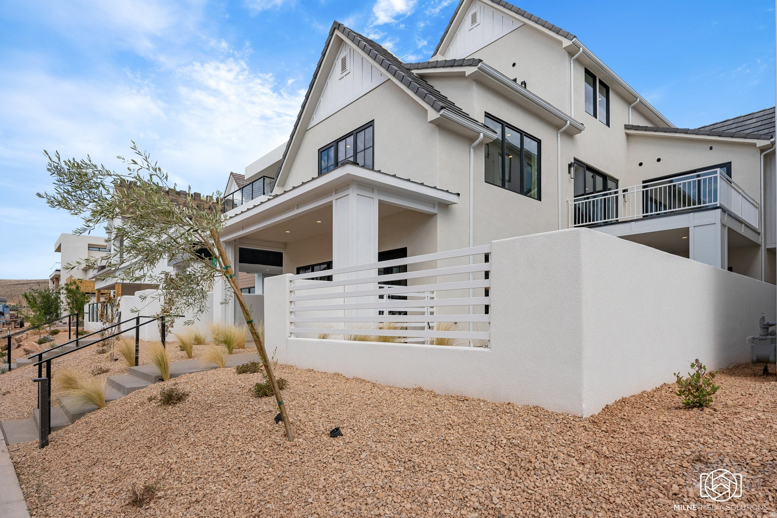 main property photo 74