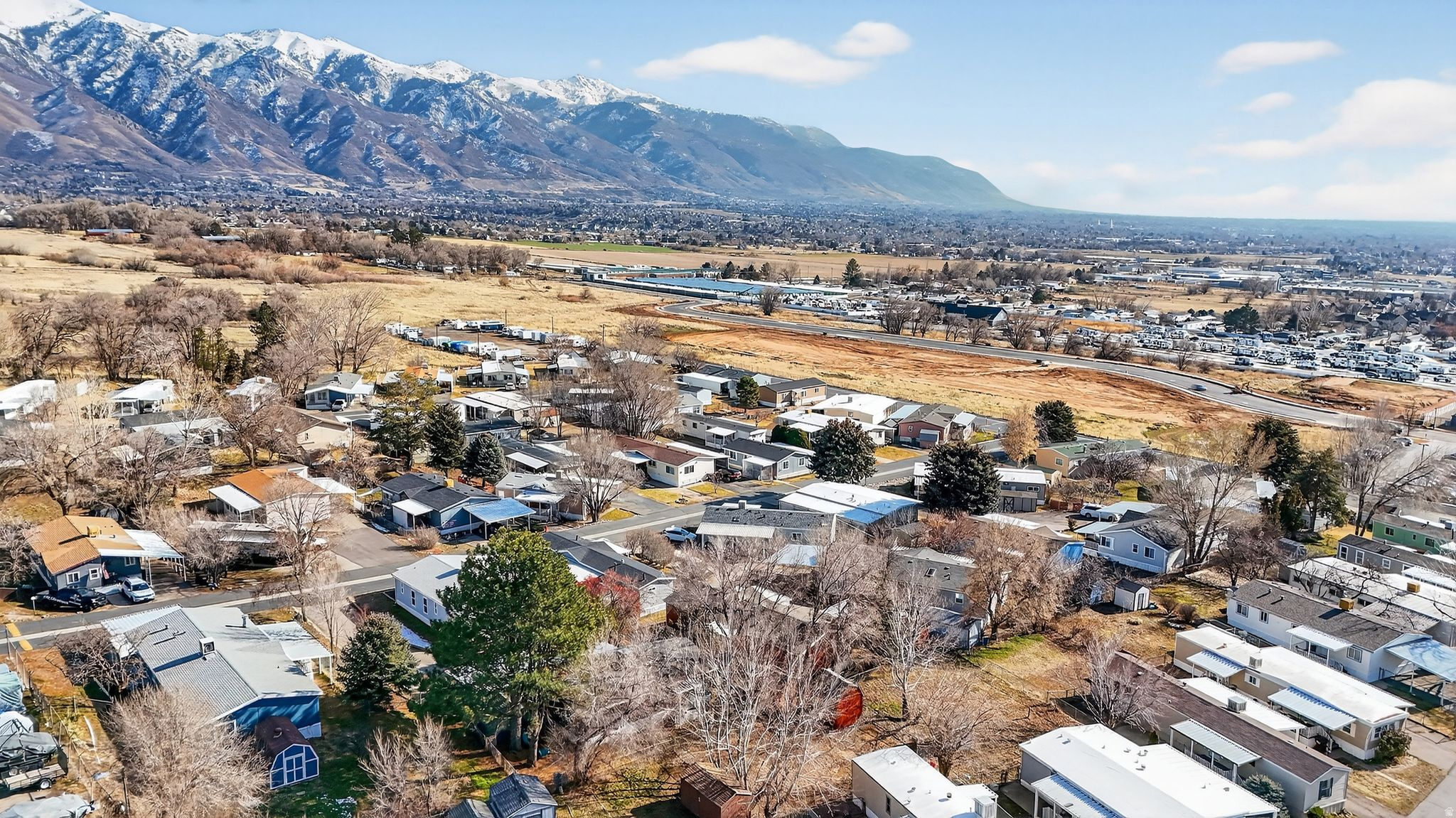 main property photo 28
