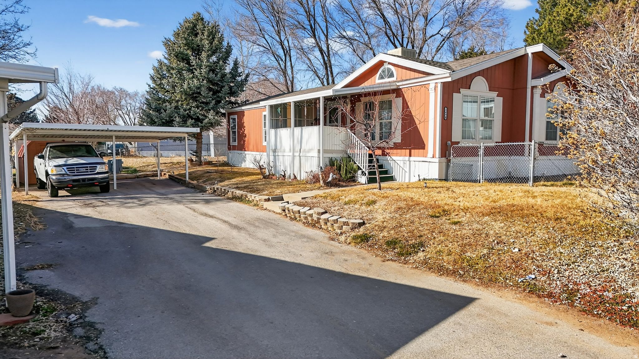 main property photo 33
