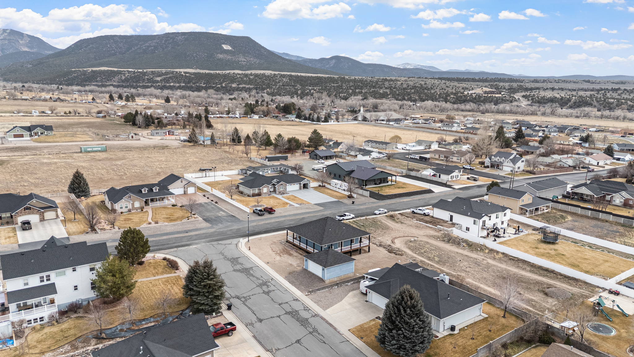 main property photo 24