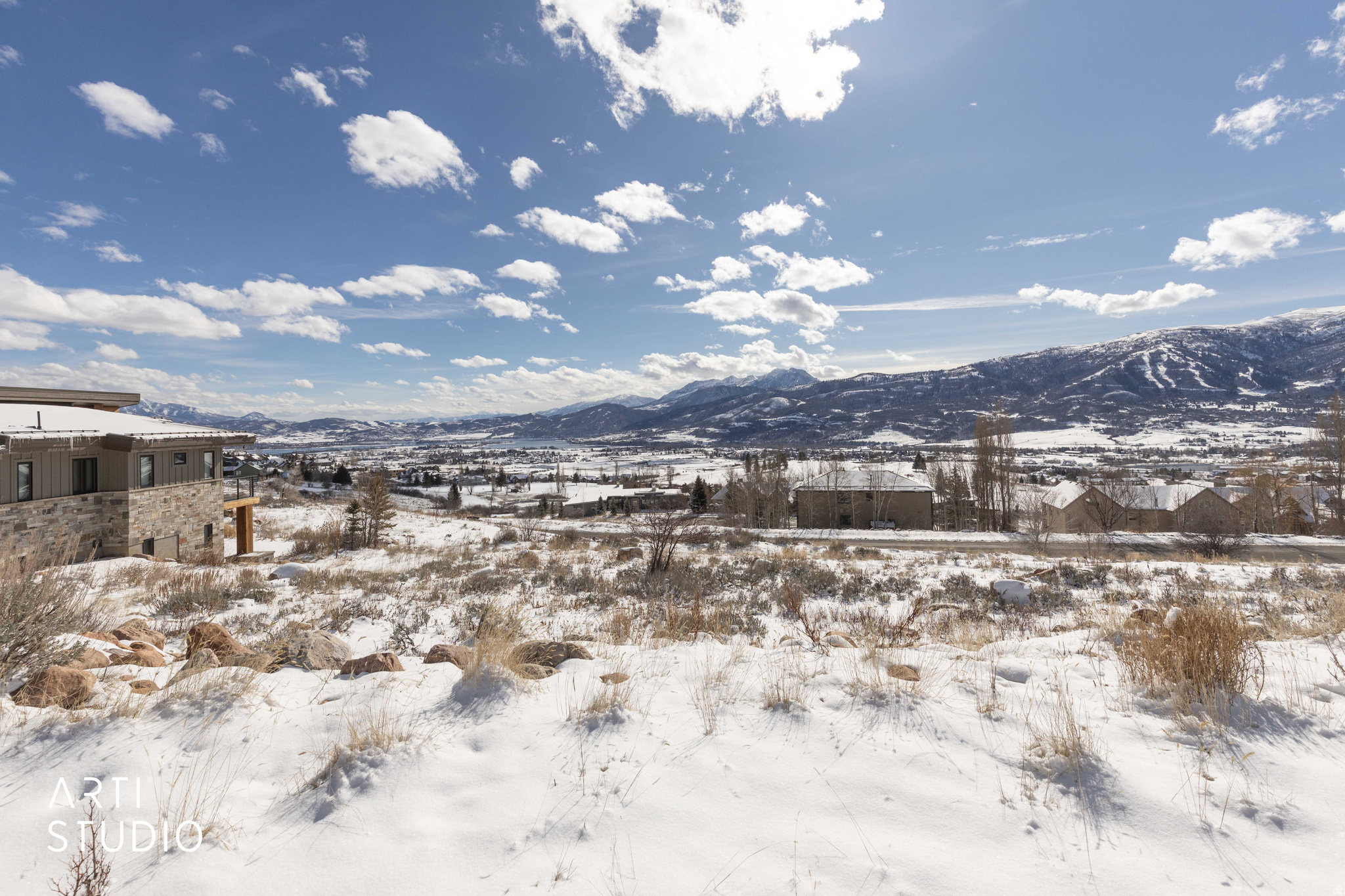 main property photo 11