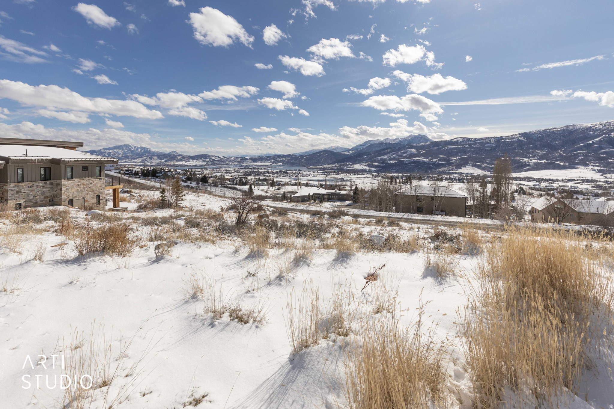 main property photo 12