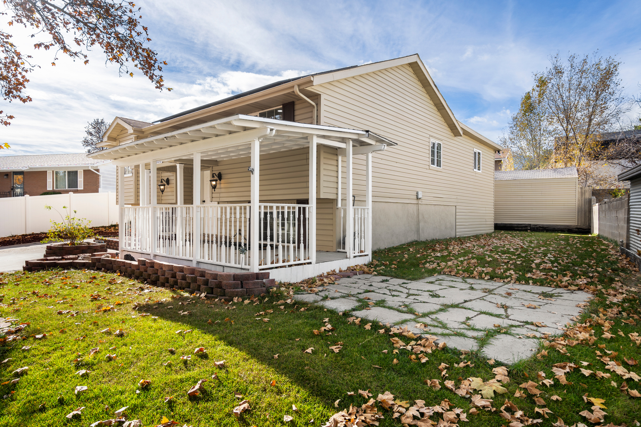 main property photo 12