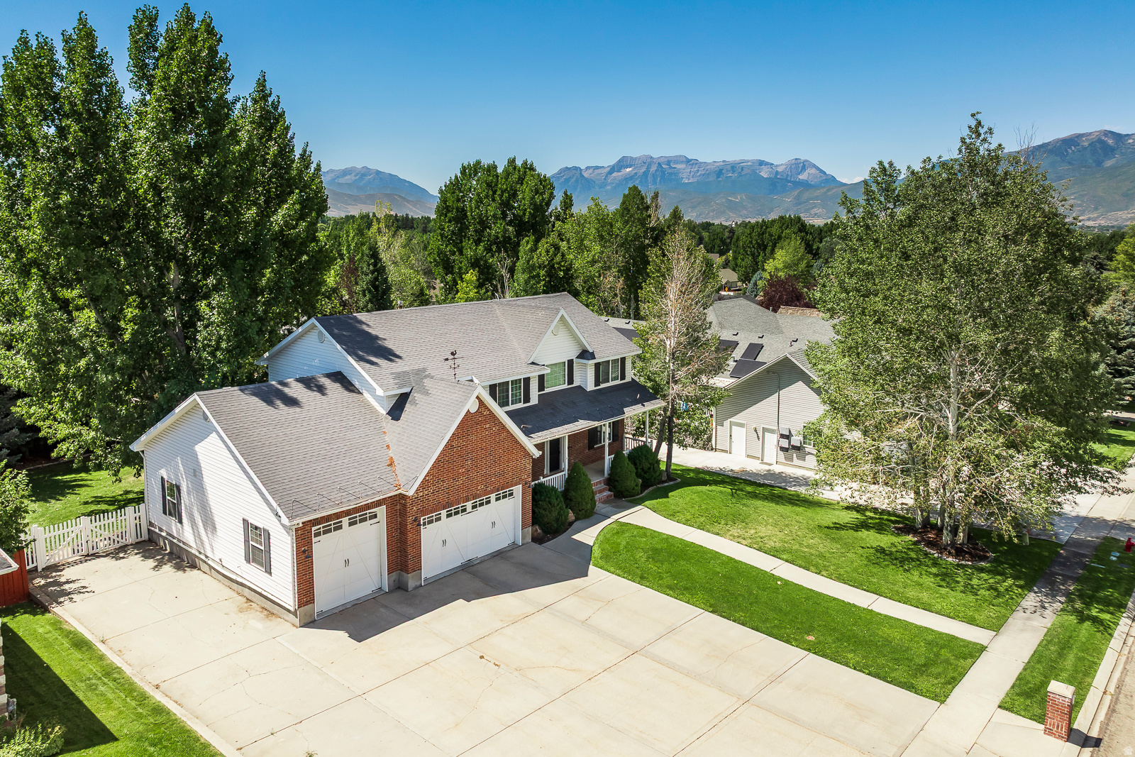 main property photo 63
