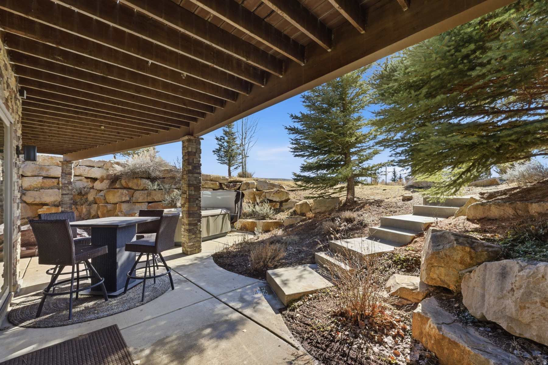 main property photo 38