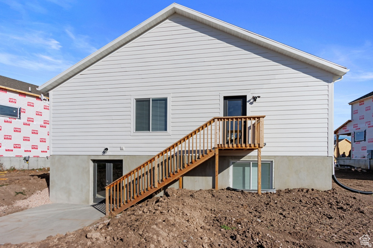 main property photo 16