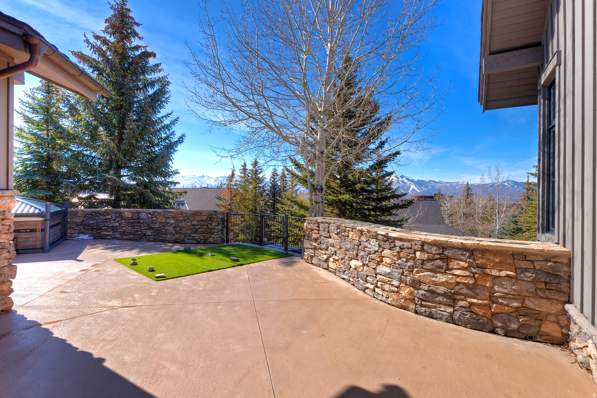 main property photo 57