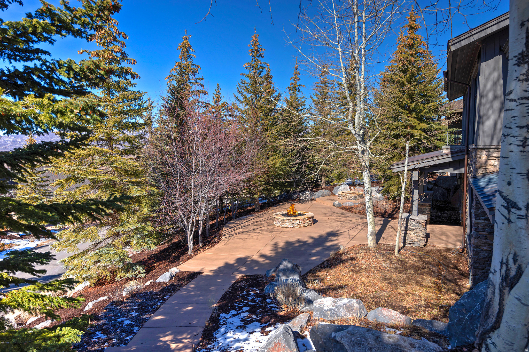 main property photo 60